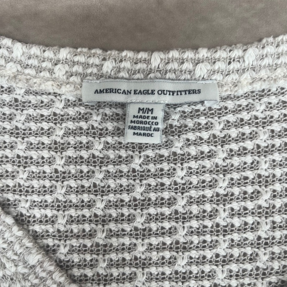 American Eagle Outfitters Knit‎ Top Women Medium Cream Crochet Lace Trim - Picture 2 of 6